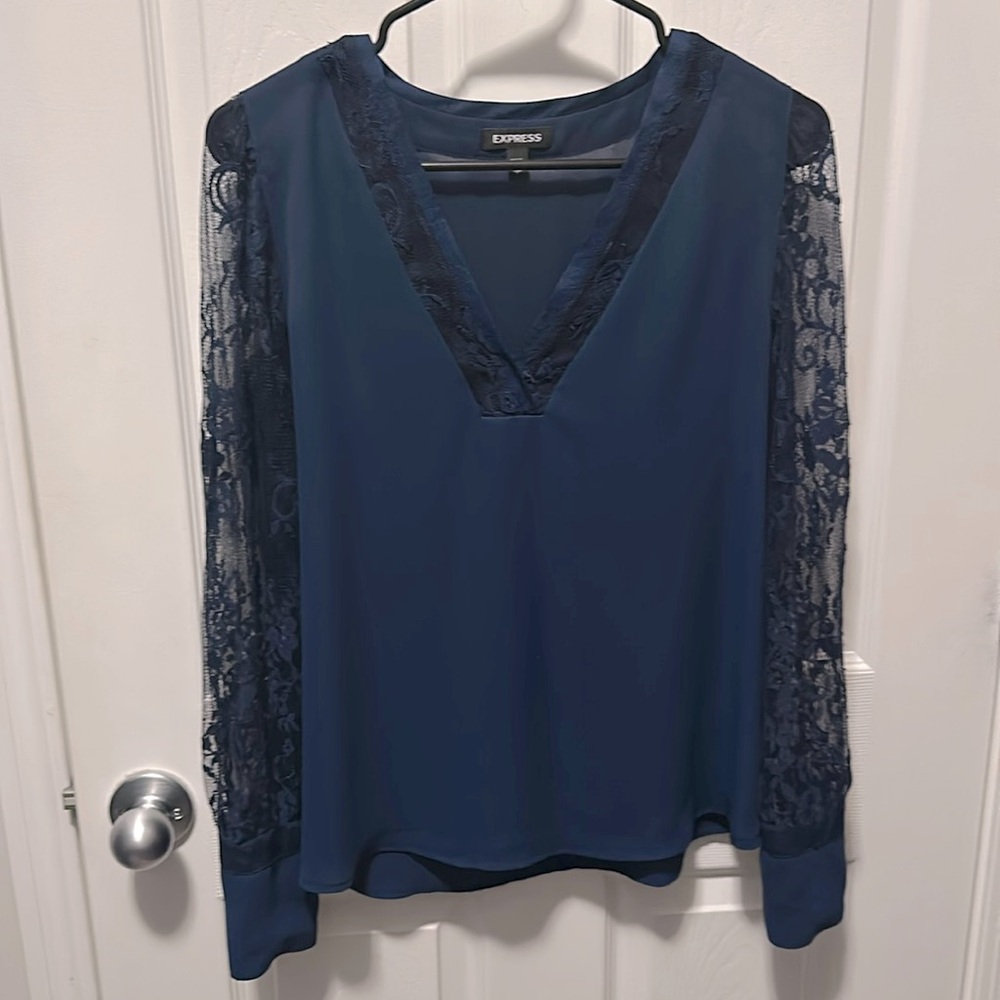Express long sleeve top